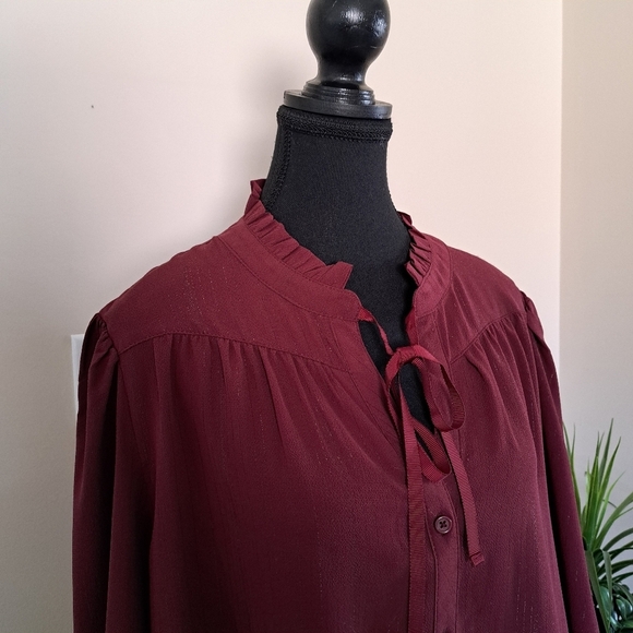 DKNY Women's Lurex Blouse Burgandy Long Sleeve Ruffle Top  NWOT - Picture 8 of 14